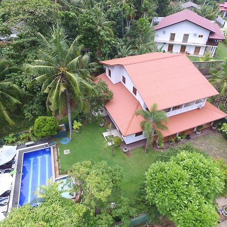Hikka Villa Hikkaduwa Buitenkant foto