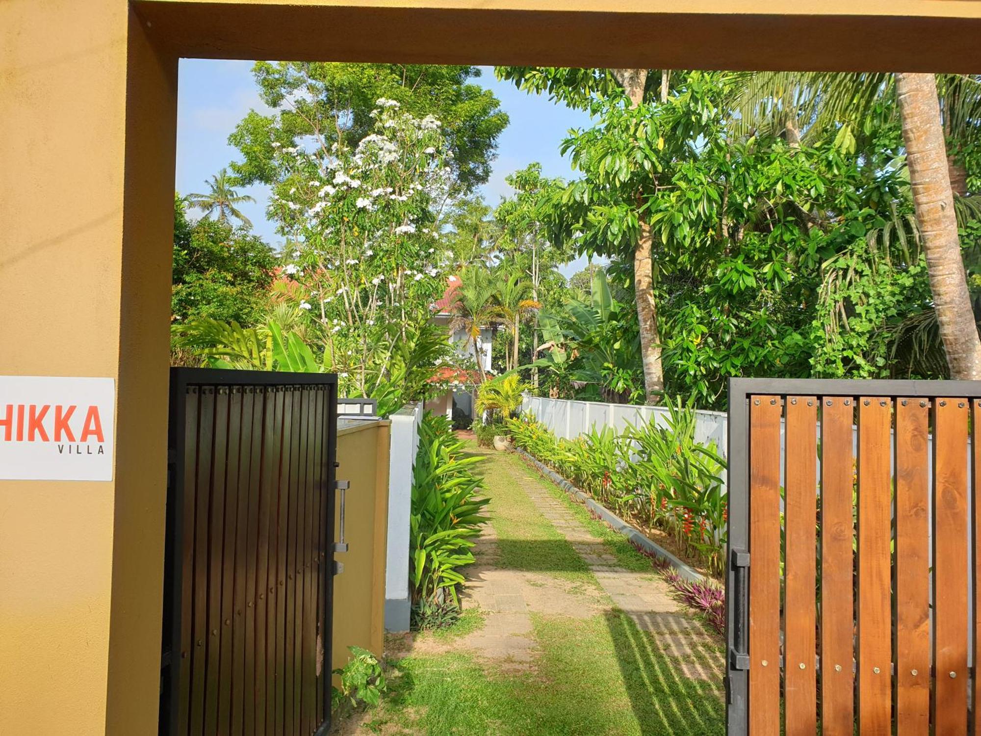 Hikka Villa Hikkaduwa Buitenkant foto
