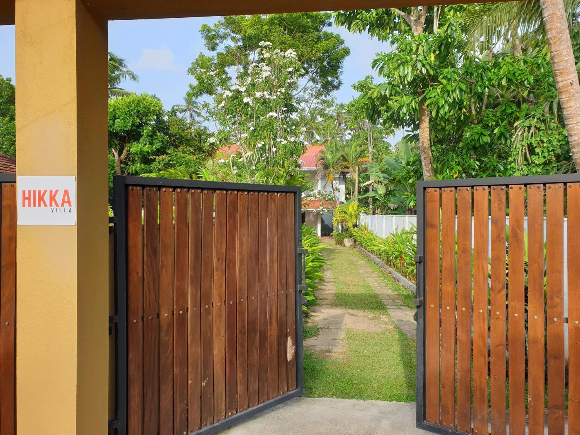 Hikka Villa Hikkaduwa Buitenkant foto