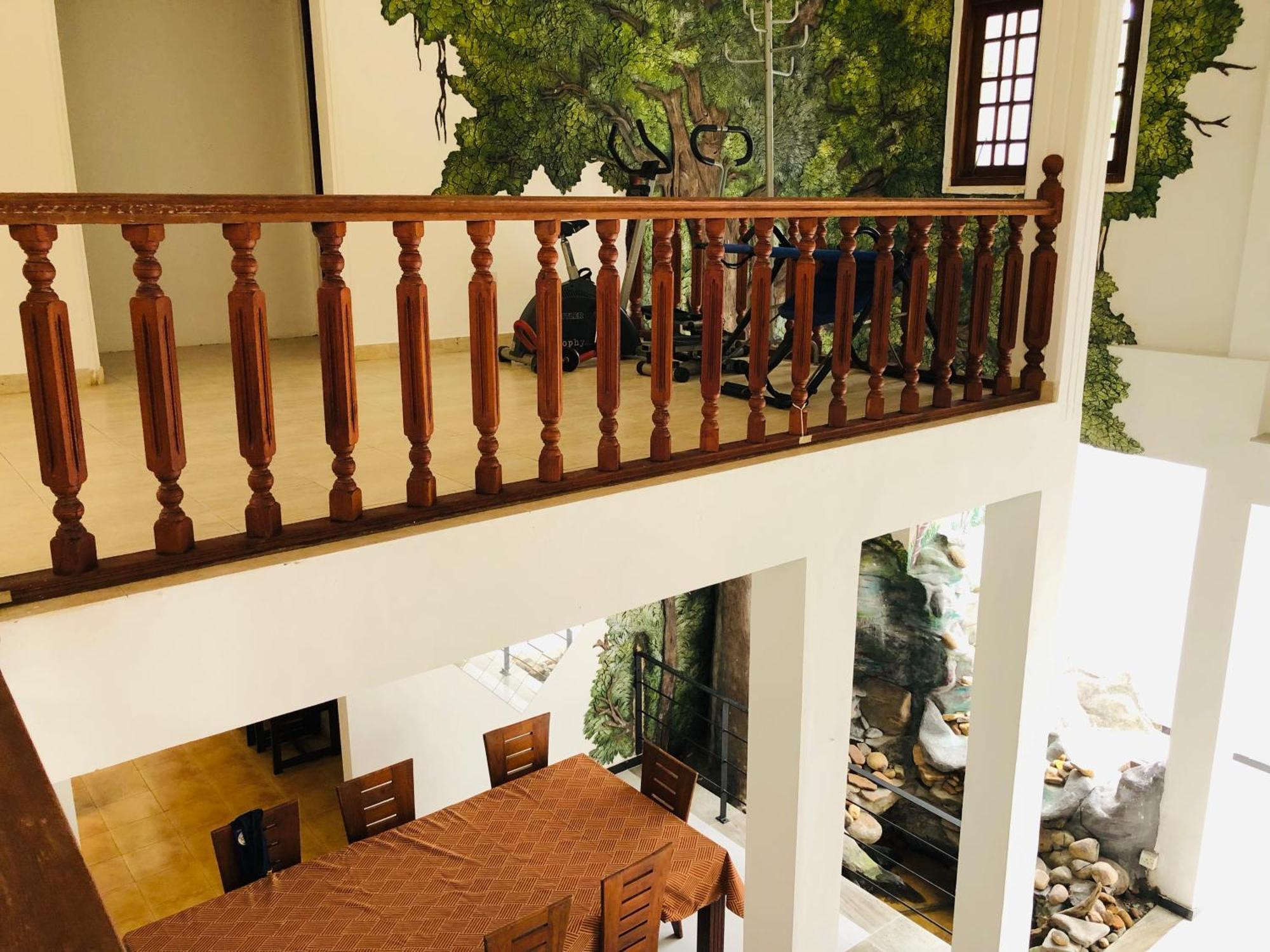 Hikka Villa Hikkaduwa Buitenkant foto