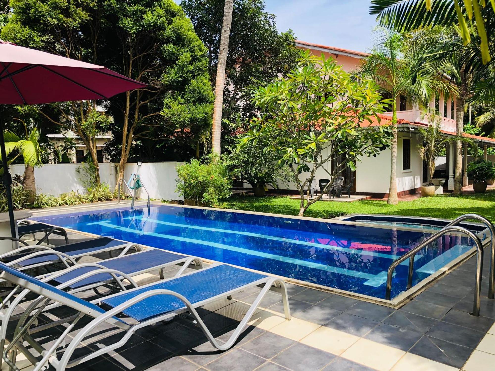 Hikka Villa Hikkaduwa Buitenkant foto
